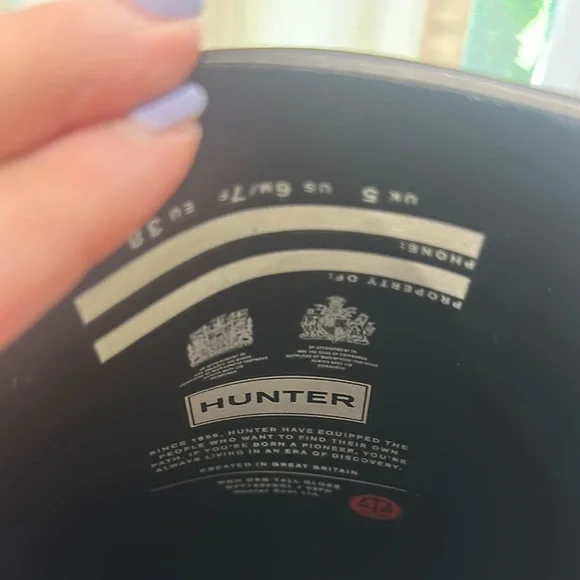 Hunter Women's Black Rain Boots - Picture 7 of 9